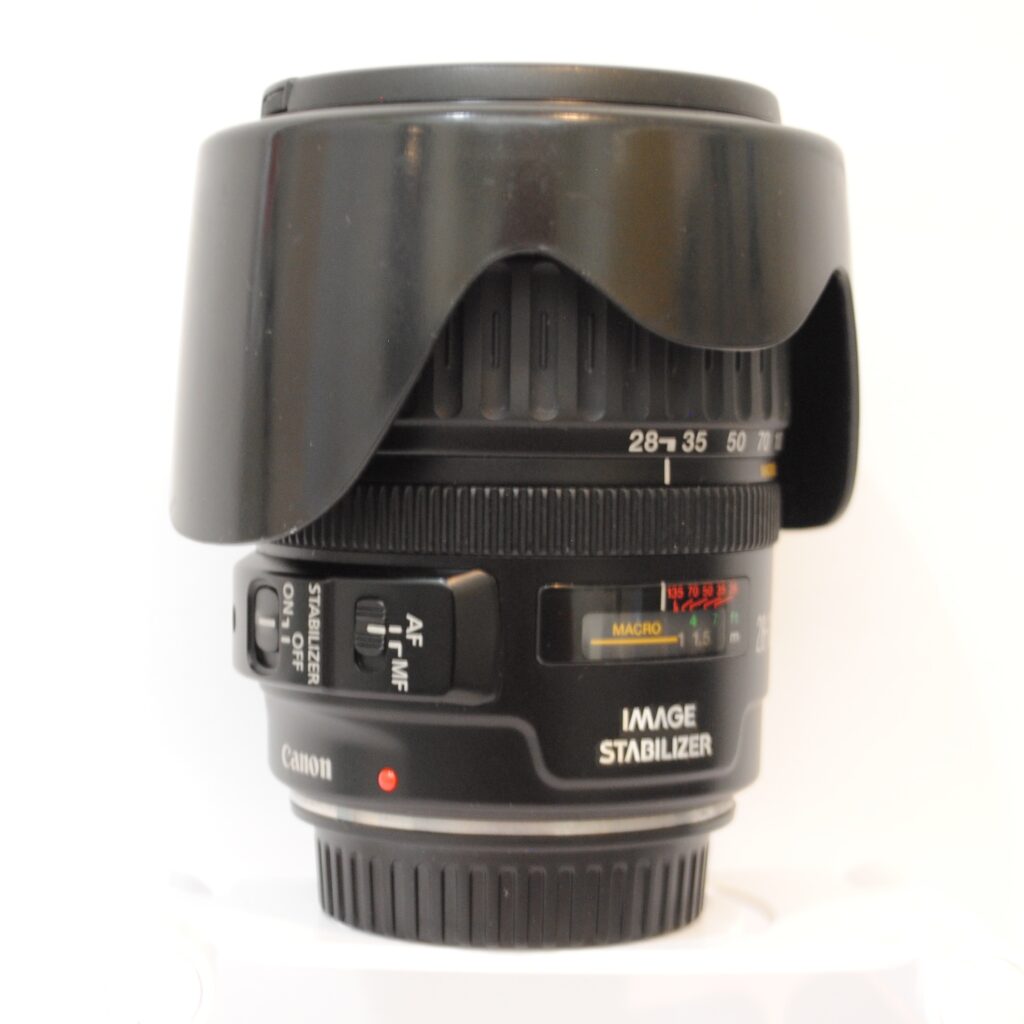 Canon Zoom EF 28-135mm