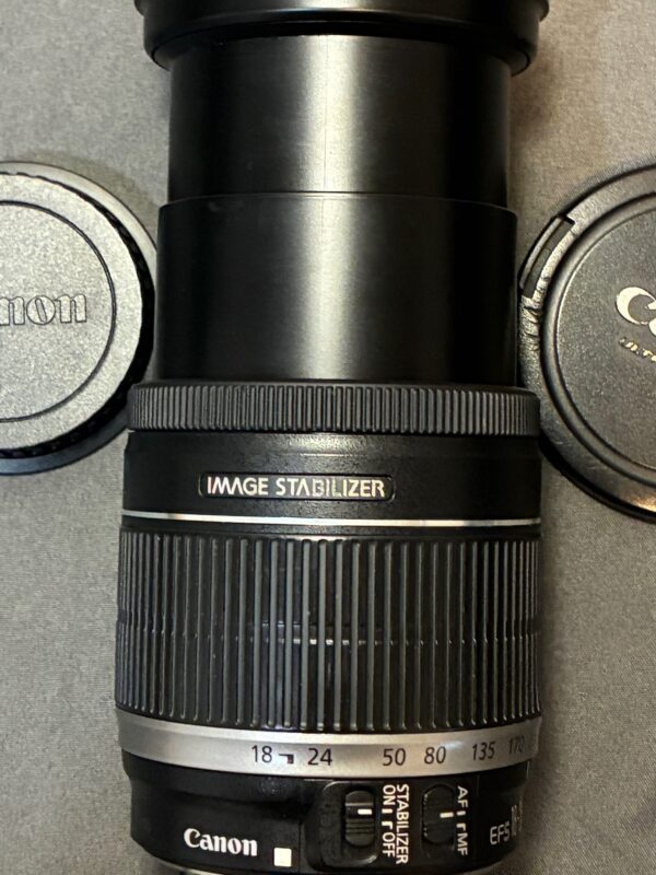 Canon EF-S 18-200mm f/3.5-5.6 IS
