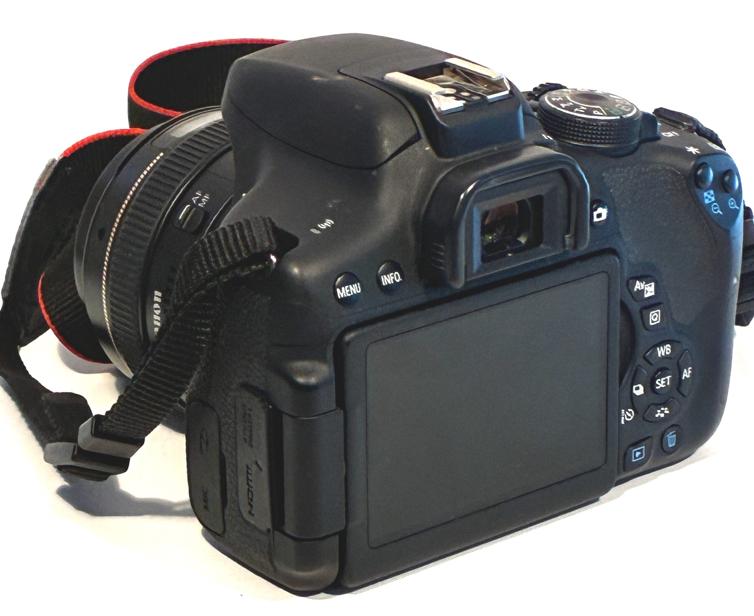 Canon EOS Rebel T6i