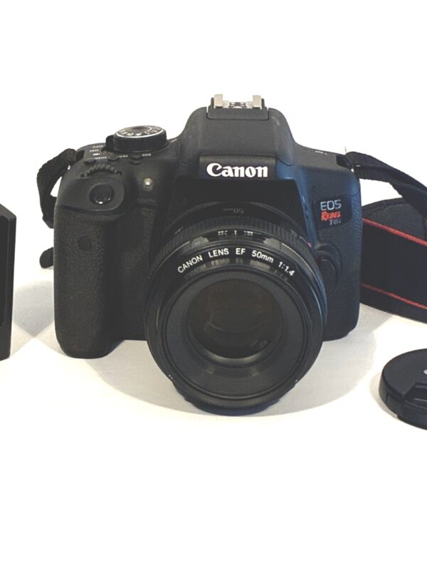 Used DSLR camera body tested and ready for sale at Good Used Cameras, Victoria BC